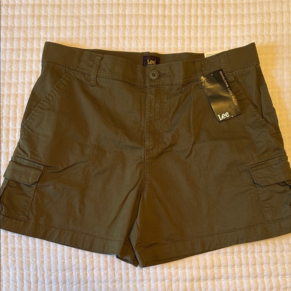Lee Women's Green Cargo Shorts